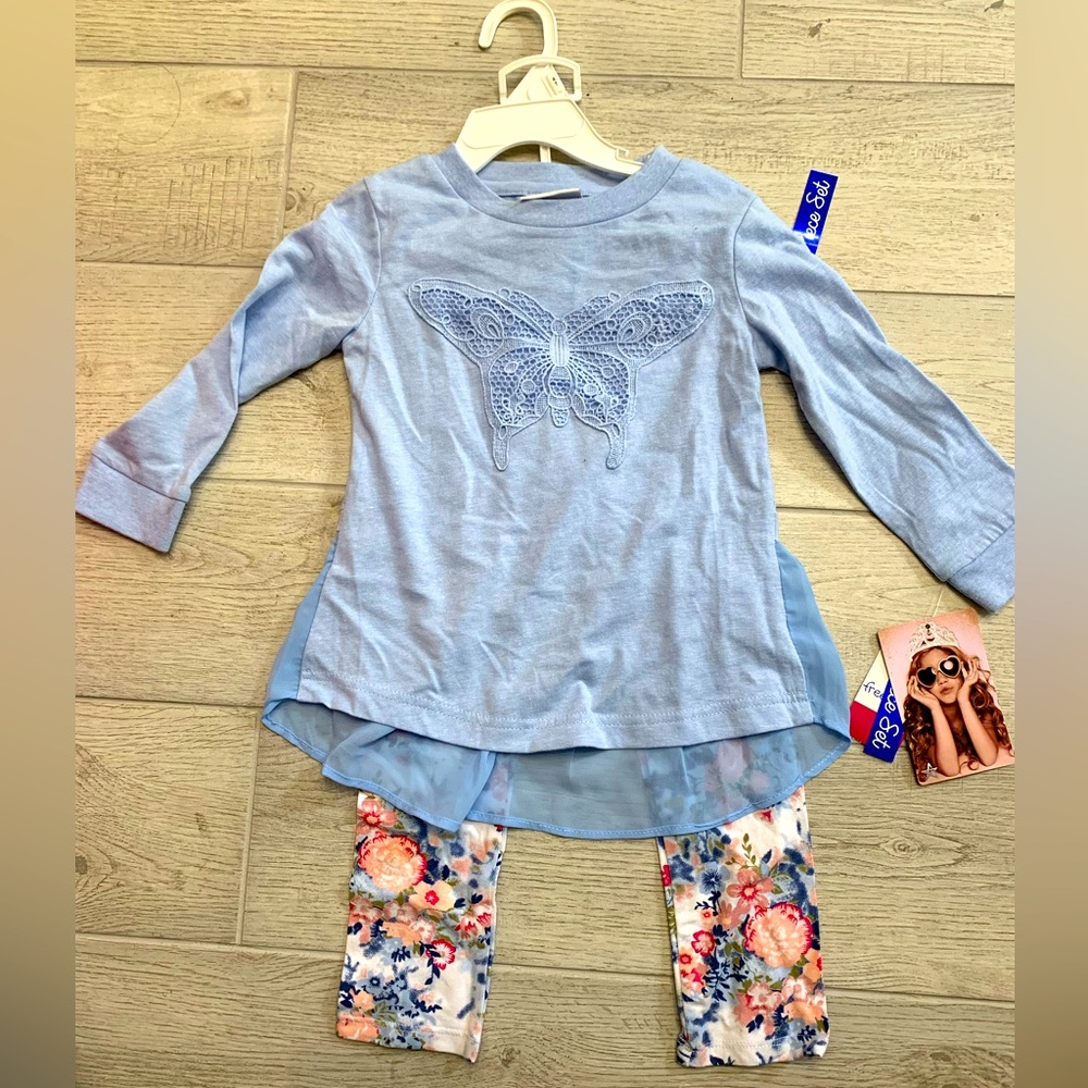 Outfit long sleeve and leggings
